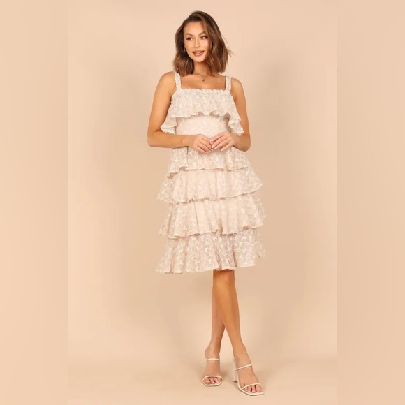 NWT Petal & Pup STORIA Whimsy Multi Tiered Lace Midi Dress Cream Sz S Coquette - Picture 2 of 14
